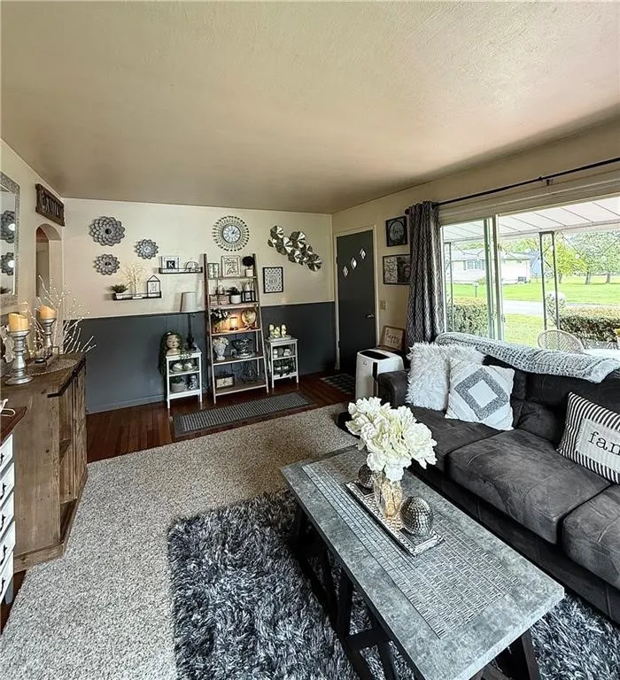 33 Dalrymple Avenue, Southport, New York 14871, Southport, New York 14871, 2 Bedrooms Bedrooms, 5 Rooms Rooms,1 BathroomBathrooms,Residential,For Sale,33 Dalrymple Avenue, Southport, New York 14871,0,R1649729