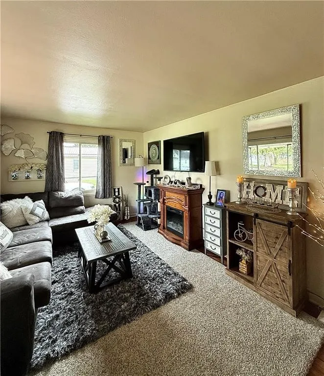 33 Dalrymple Avenue, Southport, New York 14871, Southport, New York 14871, 2 Bedrooms Bedrooms, 5 Rooms Rooms,1 BathroomBathrooms,Residential,For Sale,33 Dalrymple Avenue, Southport, New York 14871,0,R1649729