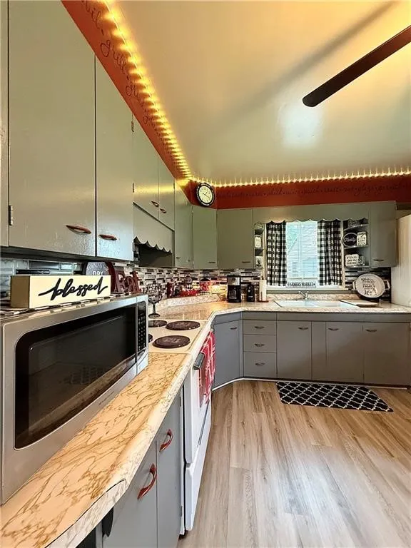 33 Dalrymple Avenue, Southport, New York 14871, Southport, New York 14871, 2 Bedrooms Bedrooms, 5 Rooms Rooms,1 BathroomBathrooms,Residential,For Sale,33 Dalrymple Avenue, Southport, New York 14871,0,R1649729