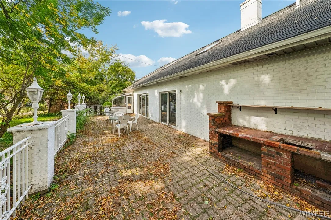 280 Pine Ridge Road, Cheektowaga, New York 14225, Cheektowaga, New York 14225, ,Commercial Sale,For Sale,280 Pine Ridge Road, Cheektowaga, New York 14225,0,B1649725