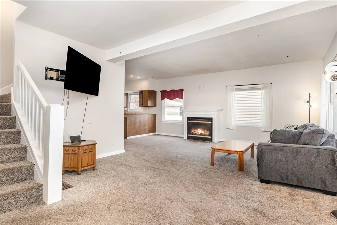 409 West Elm Street, East Rochester, New York 1444, East Rochester, New York 14445, 2 Bedrooms Bedrooms, 4 Rooms Rooms,1 BathroomBathrooms,Residential,For Sale,409 West Elm Street, East Rochester, New York 1444,0,R1648612