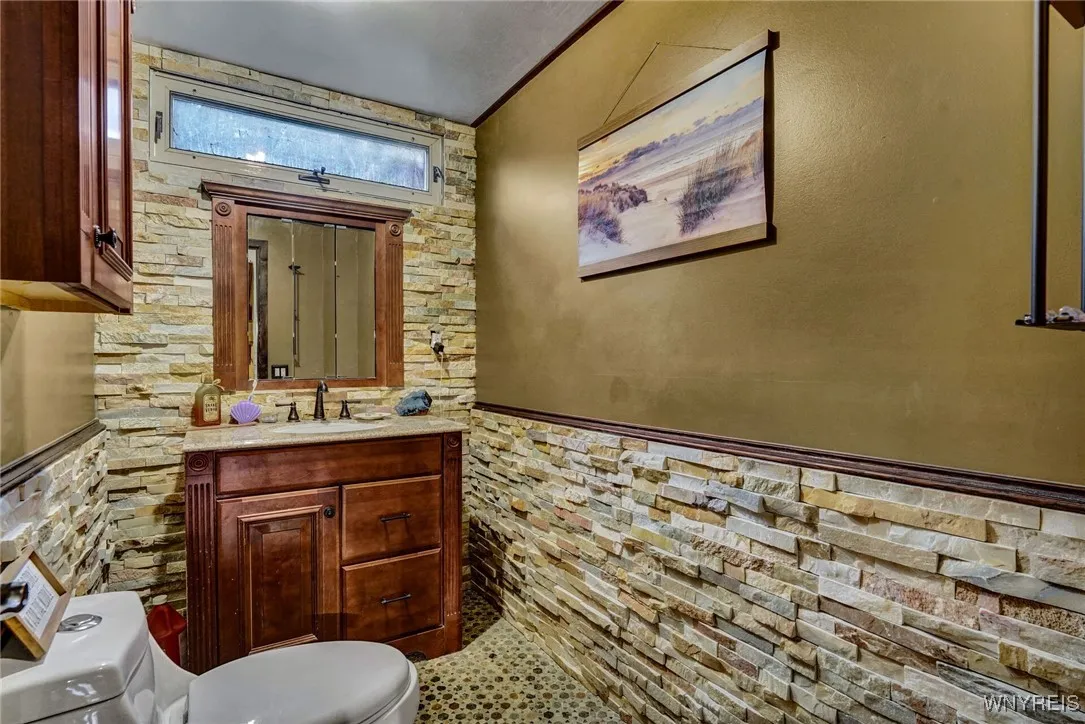 9138 State Road, Colden, New York 14033, Colden, New York 14033, 3 Bedrooms Bedrooms, 12 Rooms Rooms,2 BathroomsBathrooms,Residential,For Sale,9138 State Road, Colden, New York 14033,0,B1649664