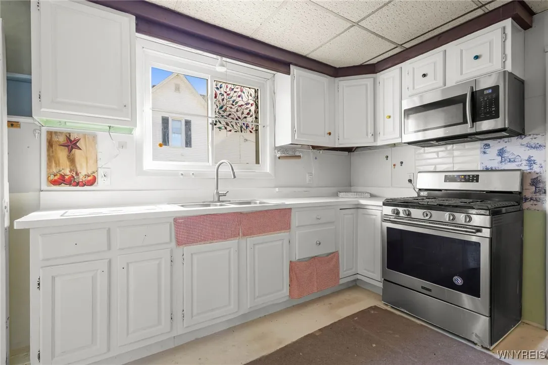 152 South Main Street, Batavia City, New York 1402, Batavia City, New York 14020, 3 Bedrooms Bedrooms, 7 Rooms Rooms,2 BathroomsBathrooms,Residential,For Sale,152 South Main Street, Batavia City, New York 1402,0,B1649339