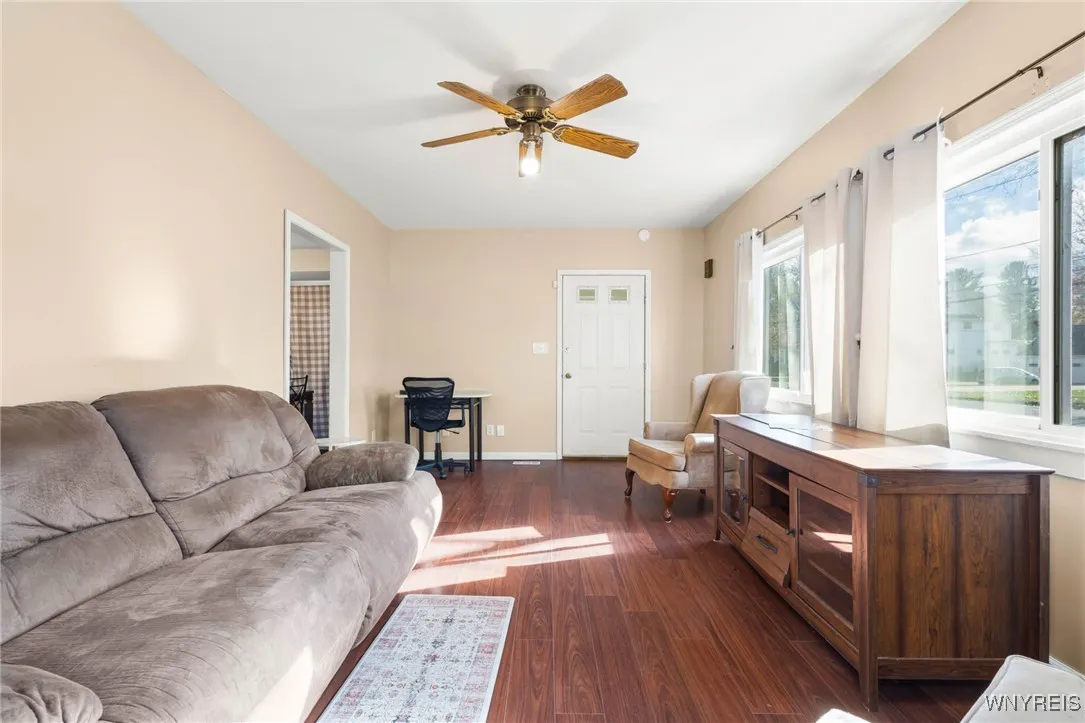 152 South Main Street, Batavia City, New York 1402, Batavia City, New York 14020, 3 Bedrooms Bedrooms, 7 Rooms Rooms,2 BathroomsBathrooms,Residential,For Sale,152 South Main Street, Batavia City, New York 1402,0,B1649339