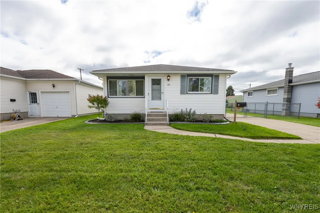 59 Crandon Boulevard, Cheektowaga, New York 14225, Cheektowaga, New York 14225, 3 Bedrooms Bedrooms, 8 Rooms Rooms,1 BathroomBathrooms,Residential,For Sale,59 Crandon Boulevard, Cheektowaga, New York 14225,0,B1649629