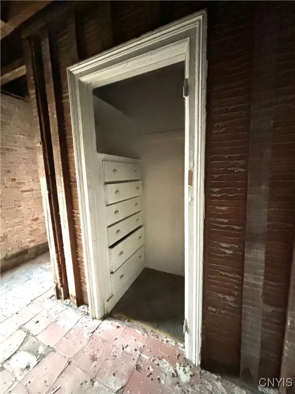 10 Nelson Street, Auburn, New York 13021, Auburn, New York 13021, 6 Bedrooms Bedrooms, ,2 BathroomsBathrooms,Residential,For Sale,10 Nelson Street, Auburn, New York 13021,0,S1649761