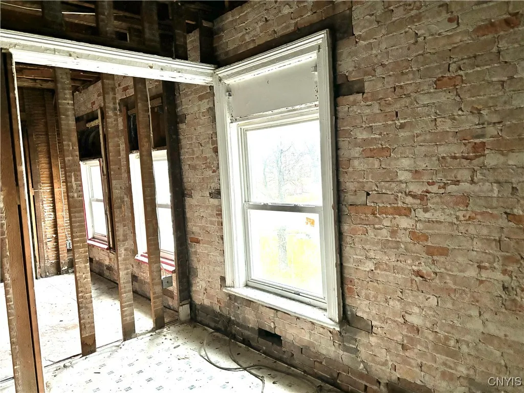 10 Nelson Street, Auburn, New York 13021, Auburn, New York 13021, 6 Bedrooms Bedrooms, ,2 BathroomsBathrooms,Residential,For Sale,10 Nelson Street, Auburn, New York 13021,0,S1649761