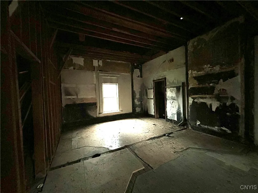 10 Nelson Street, Auburn, New York 13021, Auburn, New York 13021, 6 Bedrooms Bedrooms, ,2 BathroomsBathrooms,Residential,For Sale,10 Nelson Street, Auburn, New York 13021,0,S1649761