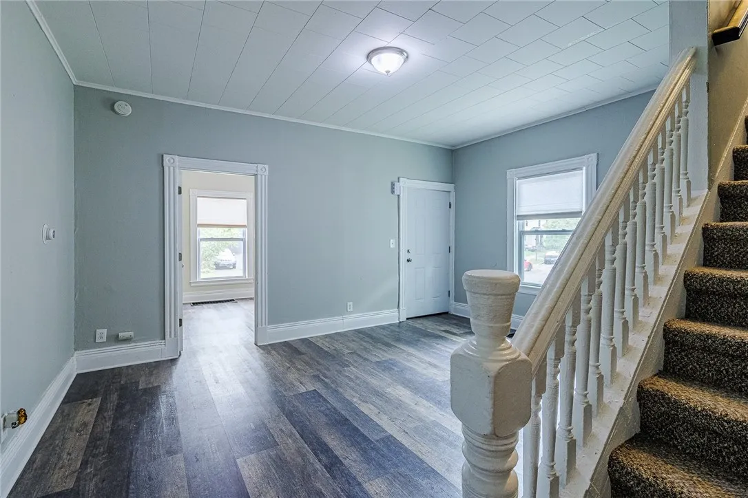 49 Woodlawn Street, Rochester, New York 14607, Rochester, New York 14607, 7 Bedrooms Bedrooms, ,2 BathroomsBathrooms,Residential,For Sale,49 Woodlawn Street, Rochester, New York 14607,0,R1648969