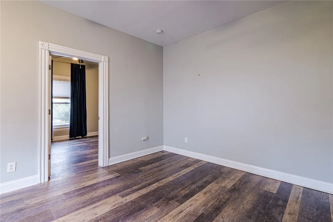 49 Woodlawn Street, Rochester, New York 14607, Rochester, New York 14607, 7 Bedrooms Bedrooms, ,2 BathroomsBathrooms,Residential,For Sale,49 Woodlawn Street, Rochester, New York 14607,0,R1648969