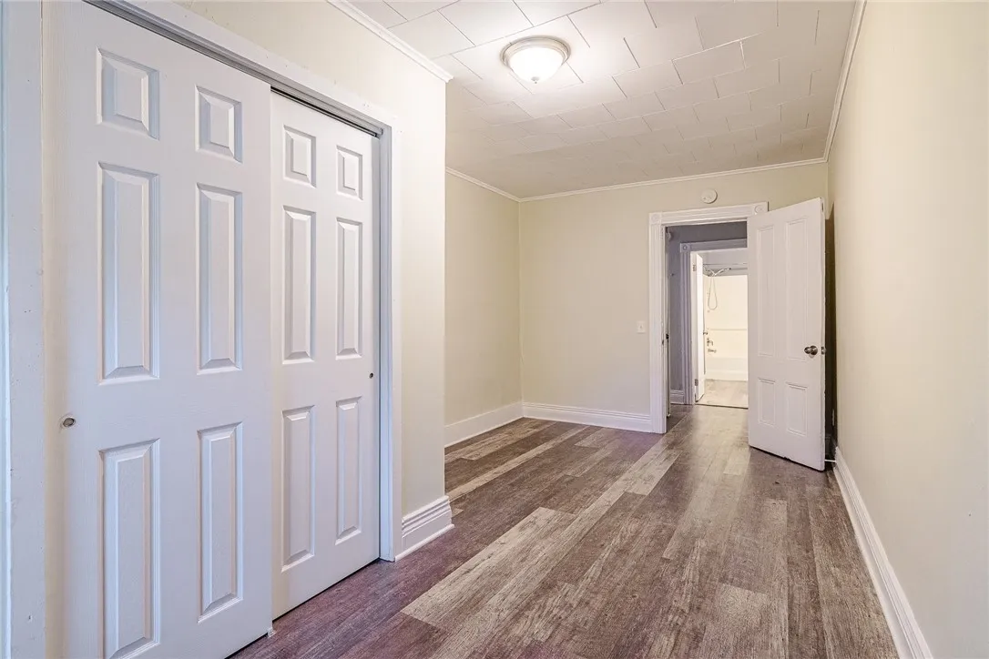 49 Woodlawn Street, Rochester, New York 14607, Rochester, New York 14607, 7 Bedrooms Bedrooms, ,2 BathroomsBathrooms,Residential,For Sale,49 Woodlawn Street, Rochester, New York 14607,0,R1648969