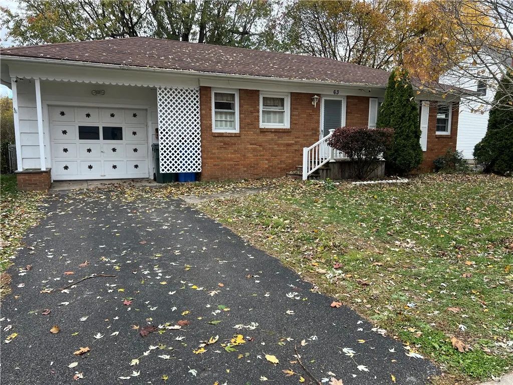 63 Chesterfield Drive, Rochester, New York 14612, Rochester, New York 14612, 2 Bedrooms Bedrooms, 5 Rooms Rooms,1 BathroomBathrooms,Residential,For Sale,63 Chesterfield Drive, Rochester, New York 14612,0,R1649565