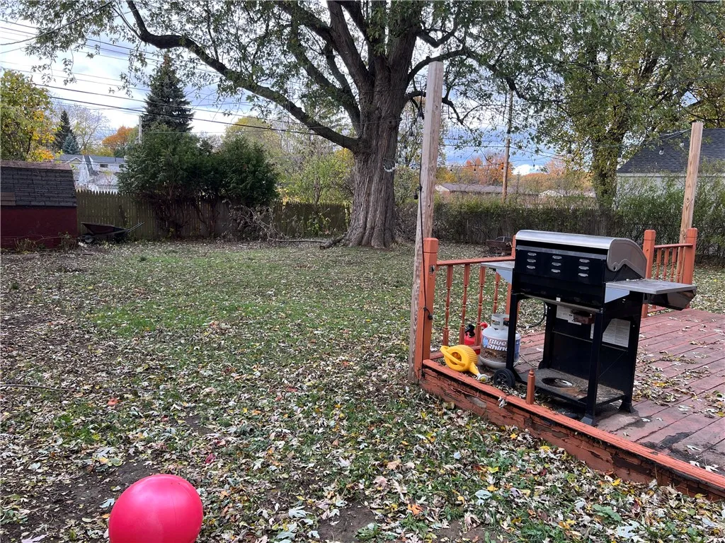 63 Chesterfield Drive, Rochester, New York 14612, Rochester, New York 14612, 2 Bedrooms Bedrooms, 5 Rooms Rooms,1 BathroomBathrooms,Residential,For Sale,63 Chesterfield Drive, Rochester, New York 14612,0,R1649565