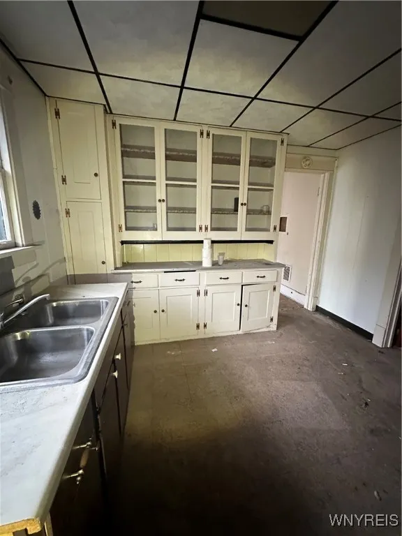 20 Garfield Street, Buffalo, New York 14207, Buffalo, New York 14207, 6 Bedrooms Bedrooms, ,2 BathroomsBathrooms,Residential,For Sale,20 Garfield Street, Buffalo, New York 14207,0,B1649726