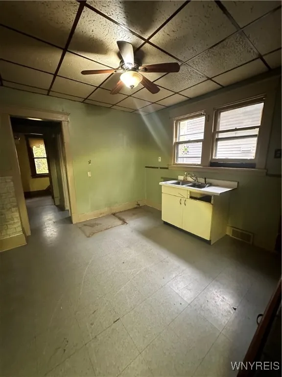 20 Garfield Street, Buffalo, New York 14207, Buffalo, New York 14207, 6 Bedrooms Bedrooms, ,2 BathroomsBathrooms,Residential,For Sale,20 Garfield Street, Buffalo, New York 14207,0,B1649726