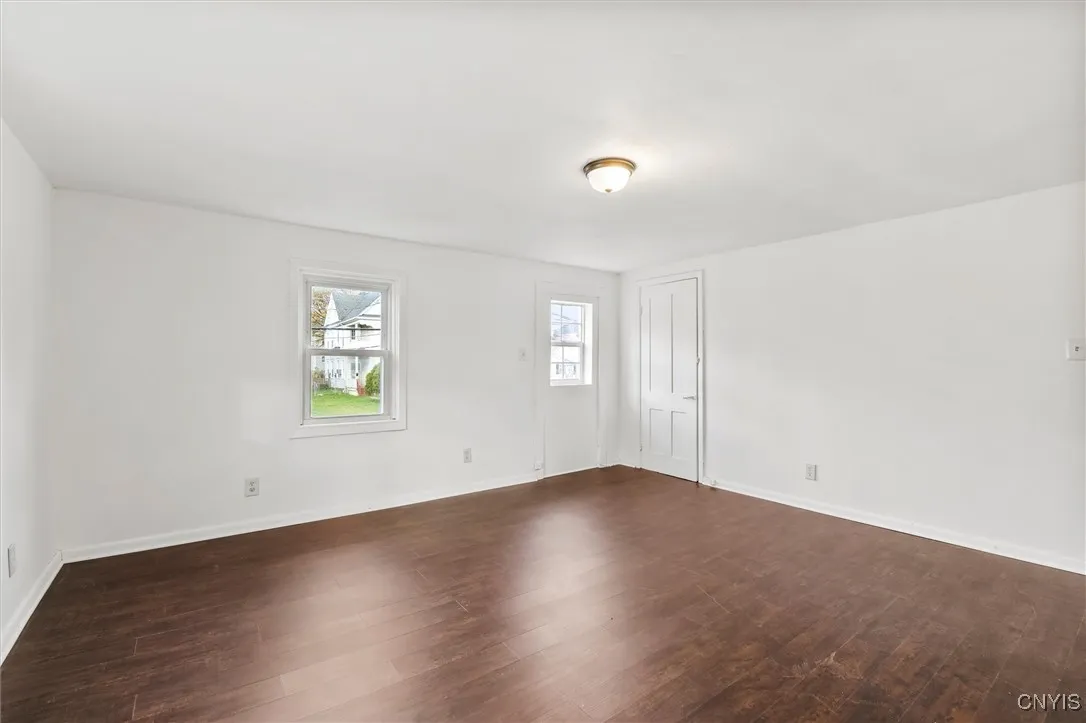 811 1st North Street, Syracuse, New York 13208, Syracuse, New York 13208, 3 Bedrooms Bedrooms, ,2 BathroomsBathrooms,Residential,For Sale,811 1st North Street, Syracuse, New York 13208,0,S1649748