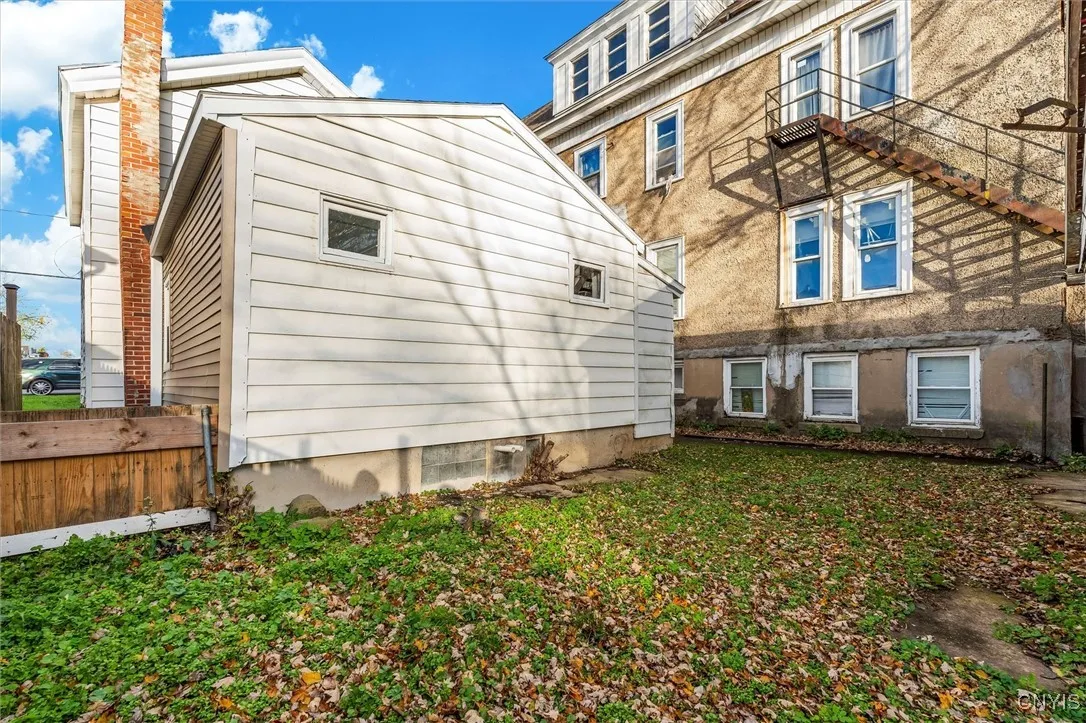 811 1st North Street, Syracuse, New York 13208, Syracuse, New York 13208, 3 Bedrooms Bedrooms, ,2 BathroomsBathrooms,Residential,For Sale,811 1st North Street, Syracuse, New York 13208,0,S1649748