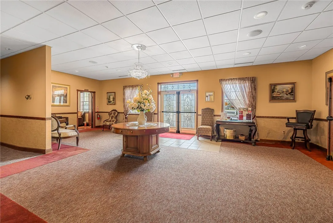 Entrance to 1050 Pennsylvania Ave