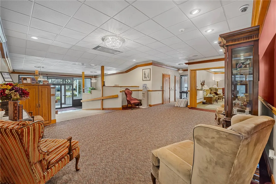 Entrance to 1050 Pennsylvania Ave