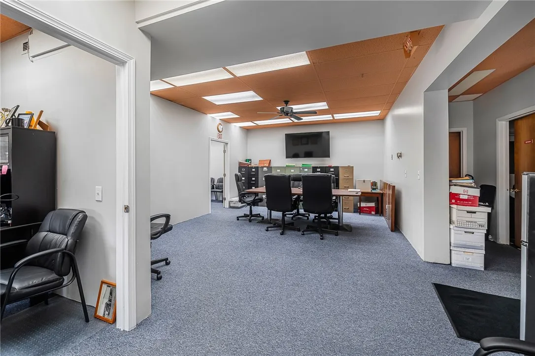 Leased Business at 1014 Pennsylvania Ave