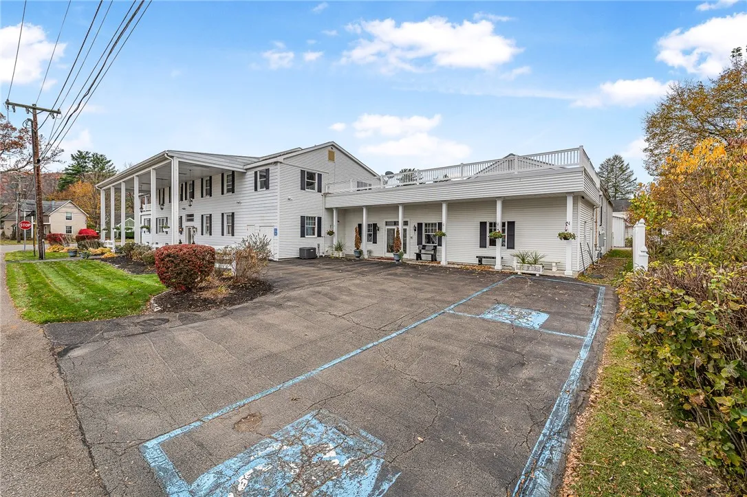 1050 Pennsylvania Ave