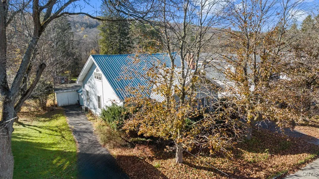 406 South Main Street, Groton, New York 13073, Groton, New York 13073, 5 Bedrooms Bedrooms, 10 Rooms Rooms,2 BathroomsBathrooms,Residential,For Sale,406 South Main Street, Groton, New York 13073,0,S1649578