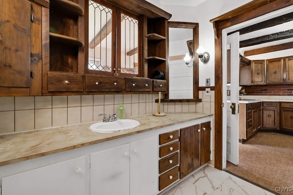 406 South Main Street, Groton, New York 13073, Groton, New York 13073, 5 Bedrooms Bedrooms, 10 Rooms Rooms,2 BathroomsBathrooms,Residential,For Sale,406 South Main Street, Groton, New York 13073,0,S1649578