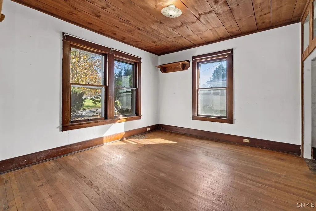 406 South Main Street, Groton, New York 13073, Groton, New York 13073, 5 Bedrooms Bedrooms, 10 Rooms Rooms,2 BathroomsBathrooms,Residential,For Sale,406 South Main Street, Groton, New York 13073,0,S1649578