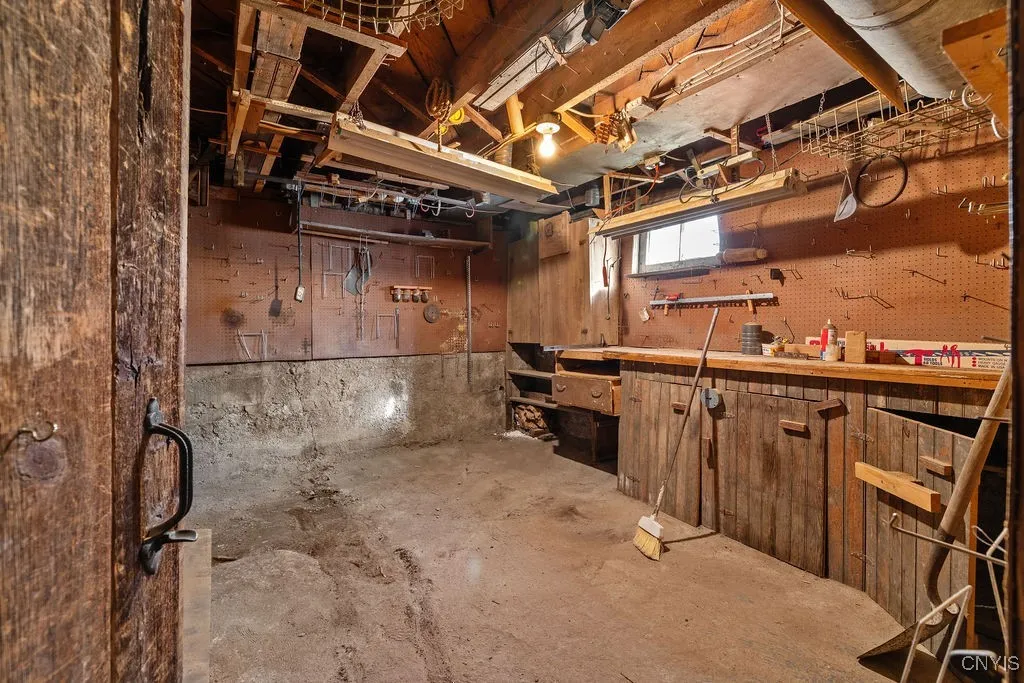 406 South Main Street, Groton, New York 13073, Groton, New York 13073, 5 Bedrooms Bedrooms, 10 Rooms Rooms,2 BathroomsBathrooms,Residential,For Sale,406 South Main Street, Groton, New York 13073,0,S1649578