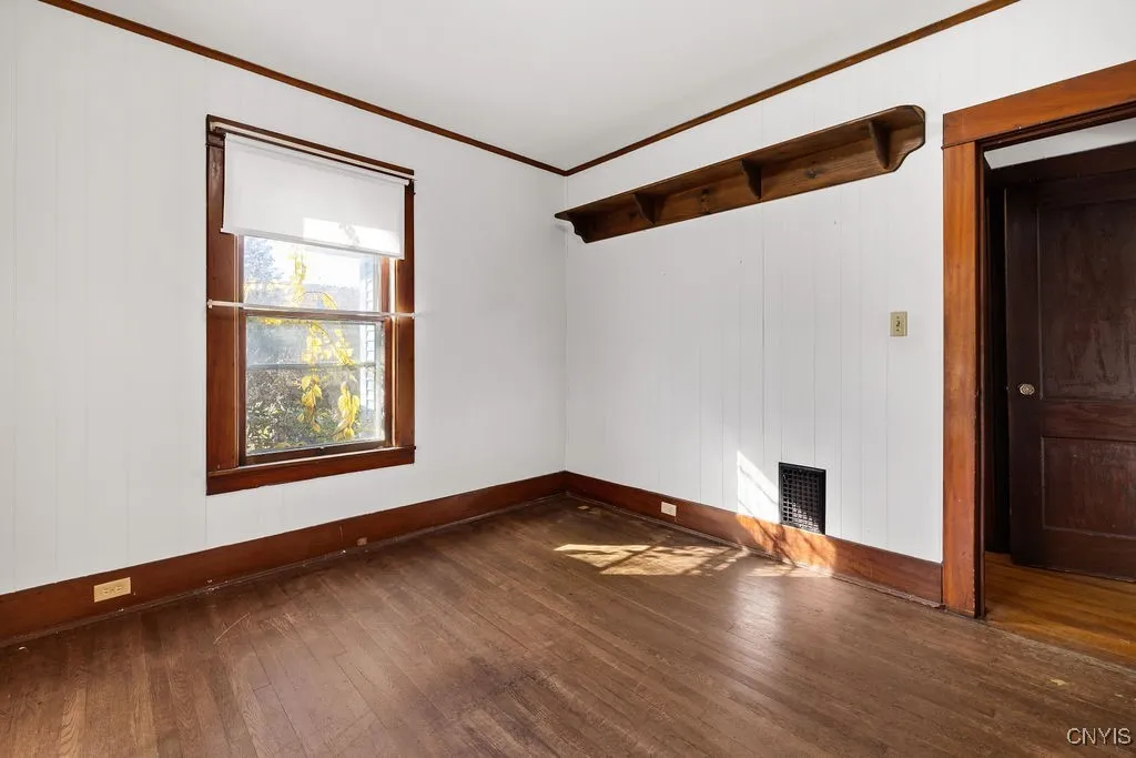 406 South Main Street, Groton, New York 13073, Groton, New York 13073, 5 Bedrooms Bedrooms, 10 Rooms Rooms,2 BathroomsBathrooms,Residential,For Sale,406 South Main Street, Groton, New York 13073,0,S1649578