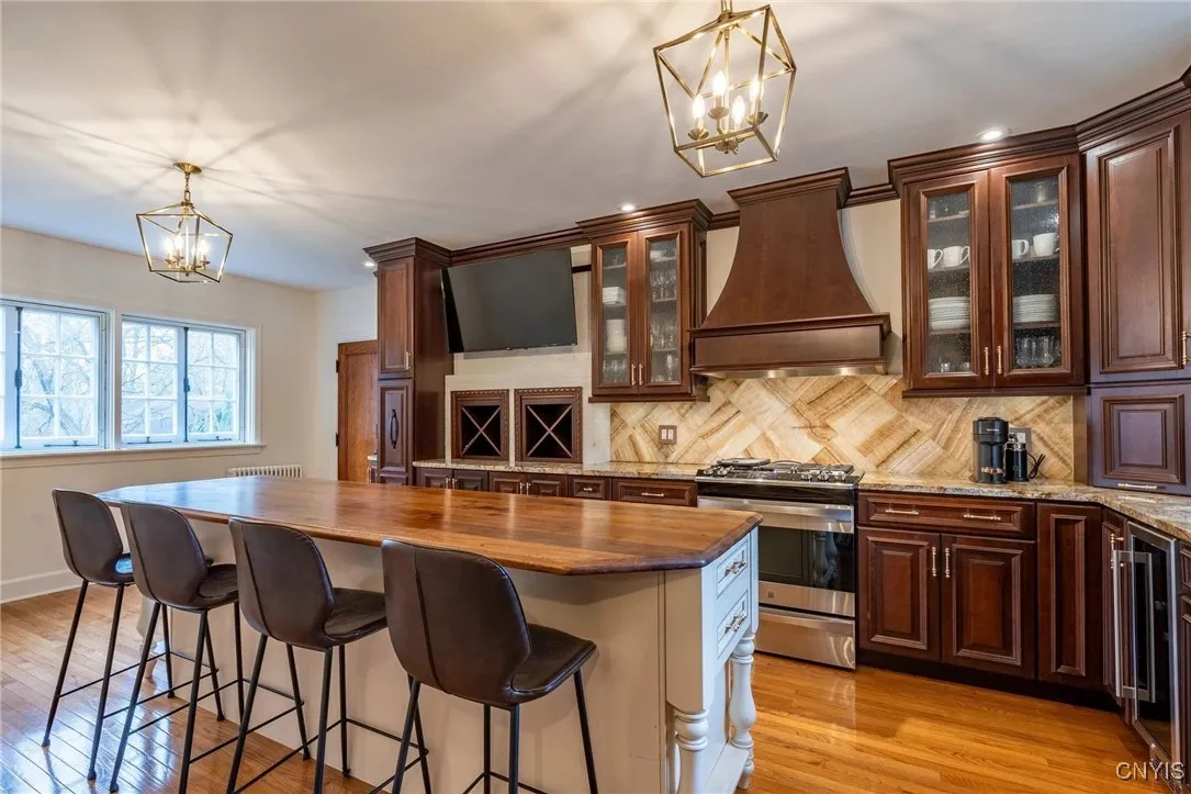 131 South Street, Auburn, New York 13021, Auburn, New York 13021, 6 Bedrooms Bedrooms, 12 Rooms Rooms,3 BathroomsBathrooms,Residential,For Sale,131 South Street, Auburn, New York 13021,0,S1649379