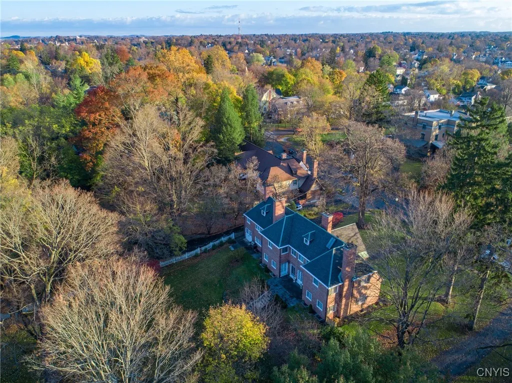 131 South Street, Auburn, New York 13021, Auburn, New York 13021, 6 Bedrooms Bedrooms, 12 Rooms Rooms,3 BathroomsBathrooms,Residential,For Sale,131 South Street, Auburn, New York 13021,0,S1649379