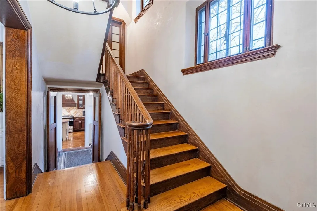 131 South Street, Auburn, New York 13021, Auburn, New York 13021, 6 Bedrooms Bedrooms, 12 Rooms Rooms,3 BathroomsBathrooms,Residential,For Sale,131 South Street, Auburn, New York 13021,0,S1649379