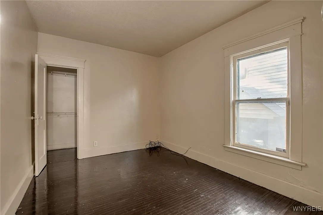 50 Macamley Street, Buffalo, New York 14220, Buffalo, New York 14220, 4 Bedrooms Bedrooms, ,2 BathroomsBathrooms,Residential,For Sale,50 Macamley Street, Buffalo, New York 14220,0,B1649767