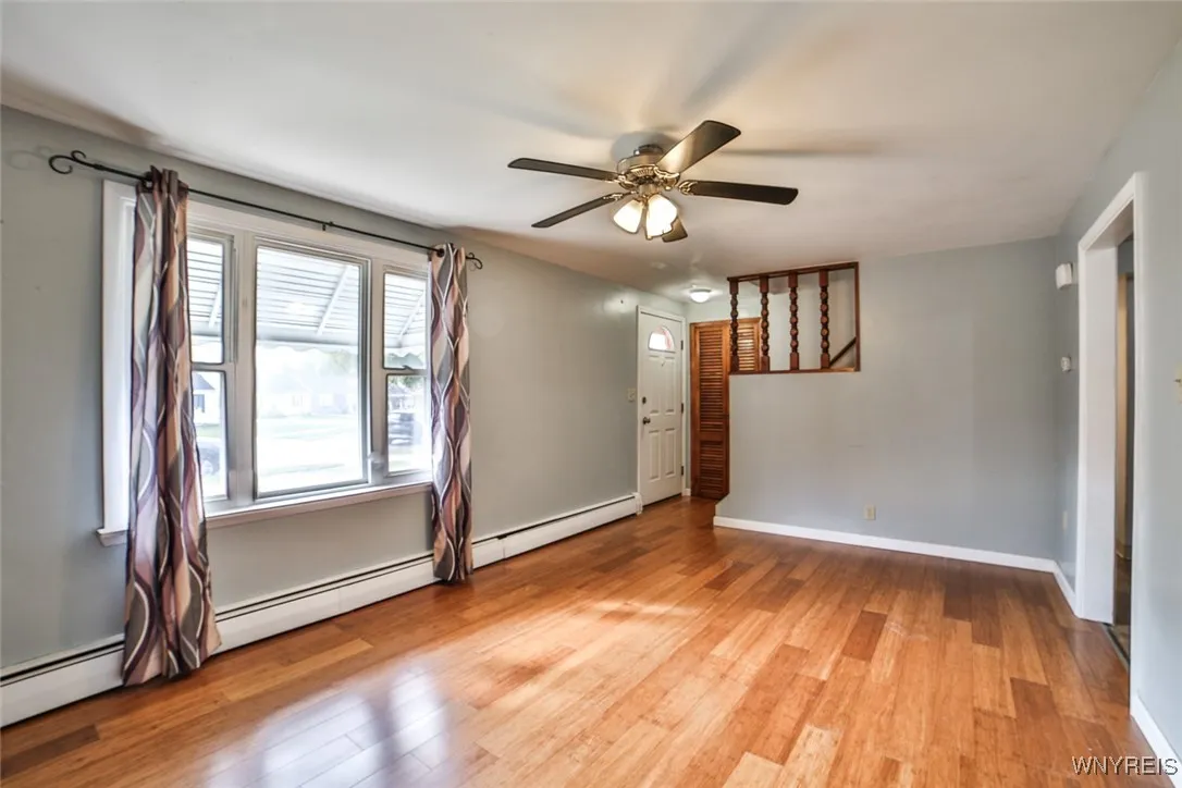13 Wisteria Avenue, Amherst, New York 14226, Amherst, New York 14226, 4 Bedrooms Bedrooms, 8 Rooms Rooms,1 BathroomBathrooms,Residential,For Sale,13 Wisteria Avenue, Amherst, New York 14226,0,B1649632