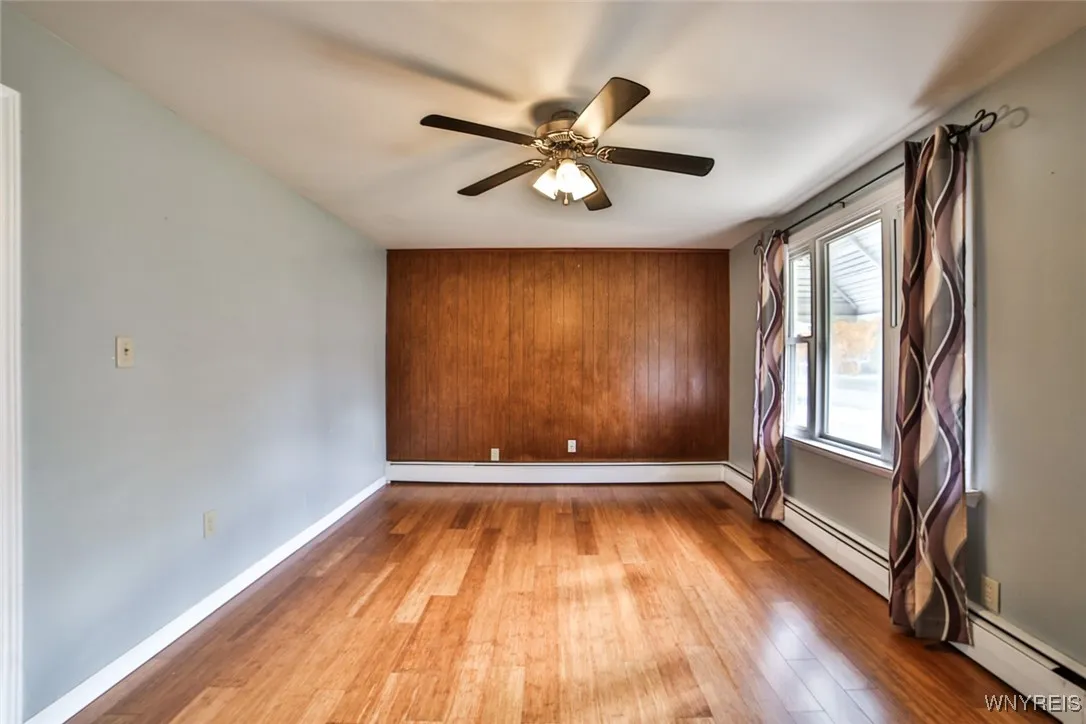 13 Wisteria Avenue, Amherst, New York 14226, Amherst, New York 14226, 4 Bedrooms Bedrooms, 8 Rooms Rooms,1 BathroomBathrooms,Residential,For Sale,13 Wisteria Avenue, Amherst, New York 14226,0,B1649632