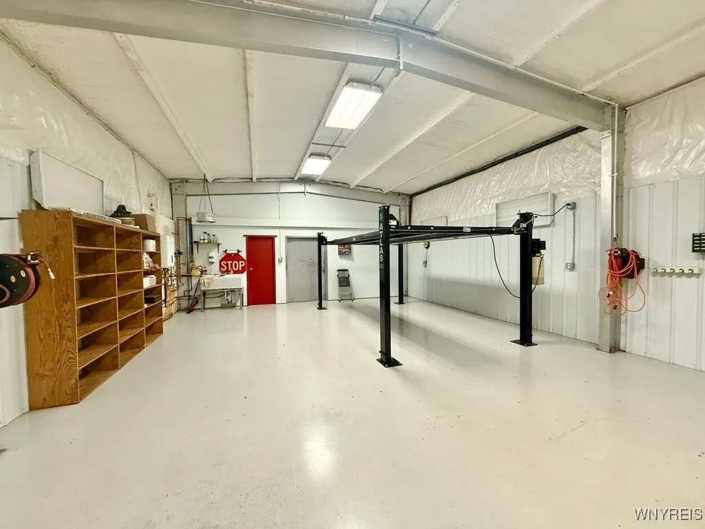 2763 Transit Road, Newfane, New York 14108, Newfane, New York 14108, 1 Bedroom Bedrooms, 4 Rooms Rooms,1 BathroomBathrooms,Residential,For Sale,2763 Transit Road, Newfane, New York 14108,0,B1649120