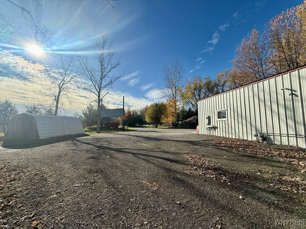2763 Transit Road, Newfane, New York 14108, Newfane, New York 14108, 1 Bedroom Bedrooms, 4 Rooms Rooms,1 BathroomBathrooms,Residential,For Sale,2763 Transit Road, Newfane, New York 14108,0,B1649120