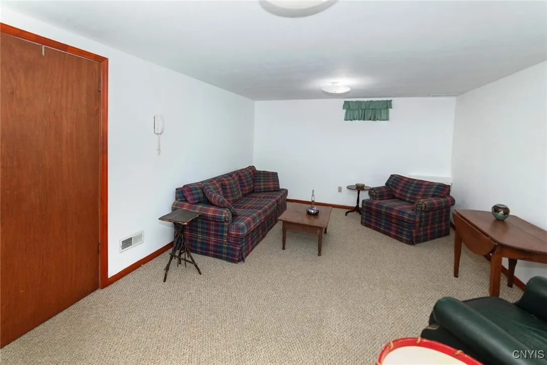 4162 Onondaga Boulevard, Onondaga, New York 13219, Onondaga, New York 13219, 3 Bedrooms Bedrooms, 7 Rooms Rooms,1 BathroomBathrooms,Residential,For Sale,4162 Onondaga Boulevard, Onondaga, New York 13219,0,S1649579