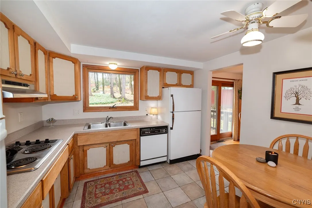 4162 Onondaga Boulevard, Onondaga, New York 13219, Onondaga, New York 13219, 3 Bedrooms Bedrooms, 7 Rooms Rooms,1 BathroomBathrooms,Residential,For Sale,4162 Onondaga Boulevard, Onondaga, New York 13219,0,S1649579