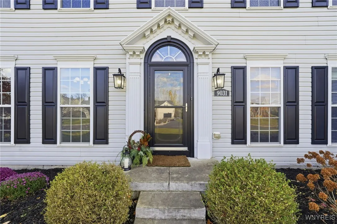 9031 Michael Douglas Drive, Clarence, New York 140, Clarence, New York 14032, 4 Bedrooms Bedrooms, 10 Rooms Rooms,2 BathroomsBathrooms,Residential,For Sale,9031 Michael Douglas Drive, Clarence, New York 140,0,B1649416