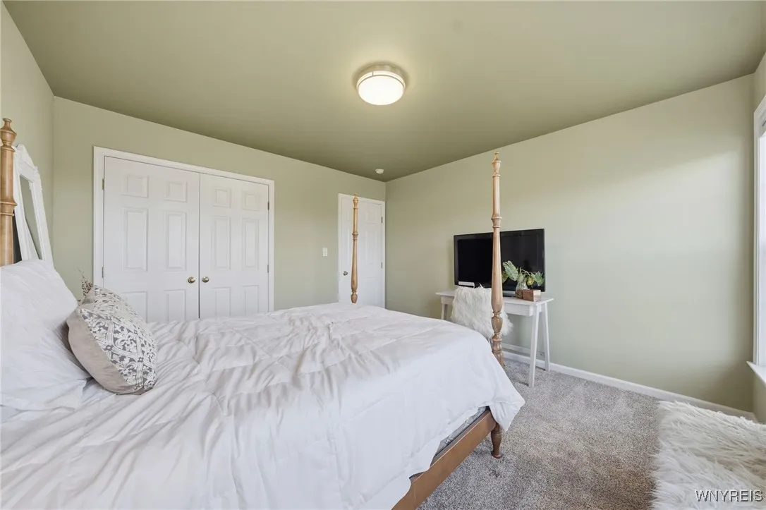 9031 Michael Douglas Drive, Clarence, New York 140, Clarence, New York 14032, 4 Bedrooms Bedrooms, 10 Rooms Rooms,2 BathroomsBathrooms,Residential,For Sale,9031 Michael Douglas Drive, Clarence, New York 140,0,B1649416