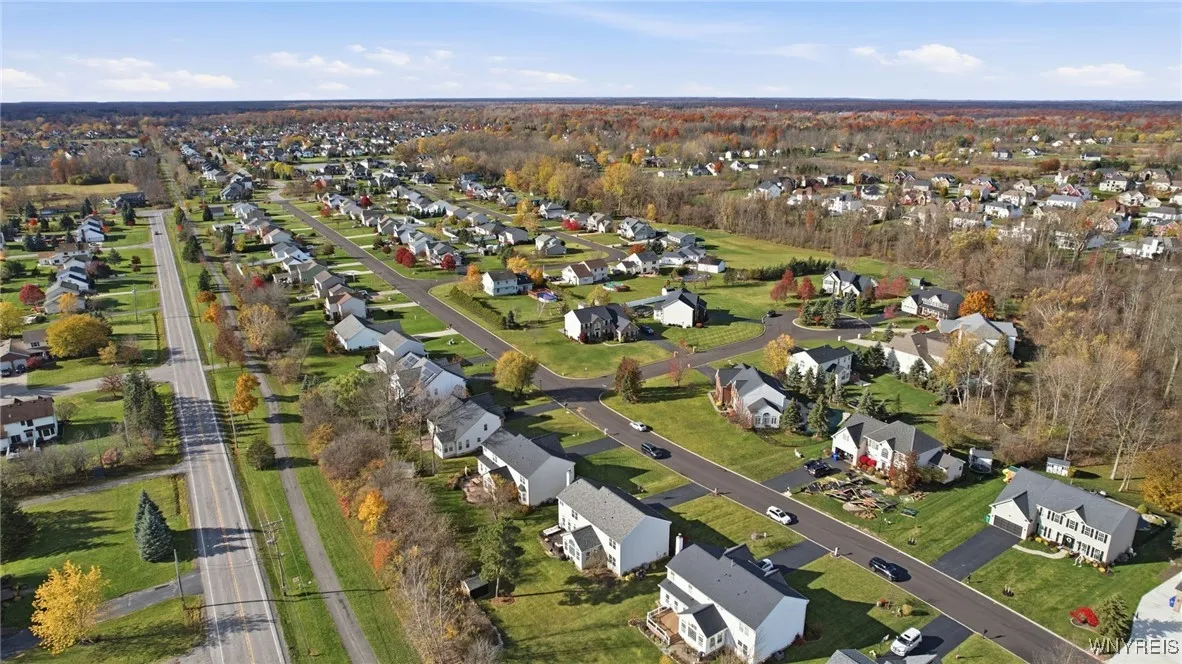 9031 Michael Douglas Drive, Clarence, New York 140, Clarence, New York 14032, 4 Bedrooms Bedrooms, 10 Rooms Rooms,2 BathroomsBathrooms,Residential,For Sale,9031 Michael Douglas Drive, Clarence, New York 140,0,B1649416