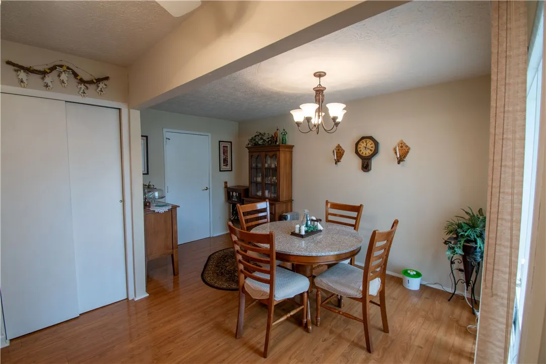 114 Sprucewood Circle, Geneva City, New York 14456, Geneva City, New York 14456, 3 Bedrooms Bedrooms, 7 Rooms Rooms,1 BathroomBathrooms,Residential,For Sale,114 Sprucewood Circle, Geneva City, New York 14456,0,R1649518