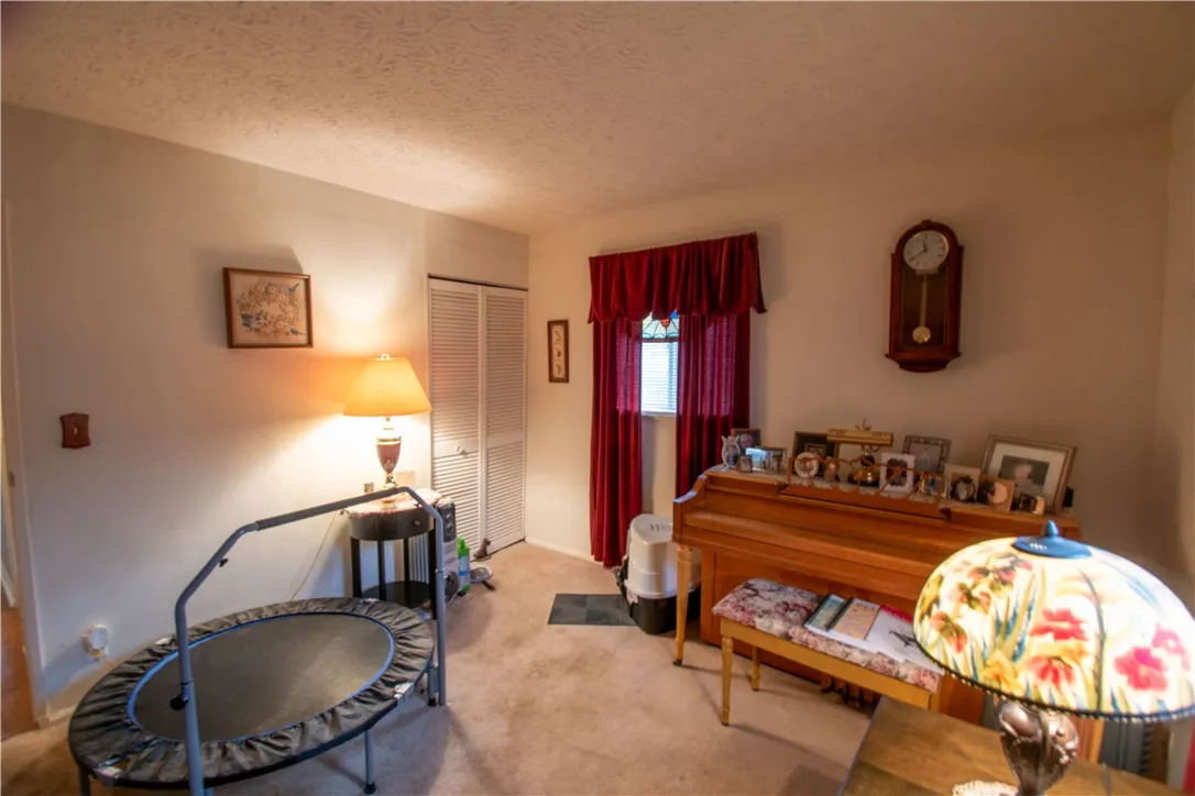 114 Sprucewood Circle, Geneva City, New York 14456, Geneva City, New York 14456, 3 Bedrooms Bedrooms, 7 Rooms Rooms,1 BathroomBathrooms,Residential,For Sale,114 Sprucewood Circle, Geneva City, New York 14456,0,R1649518