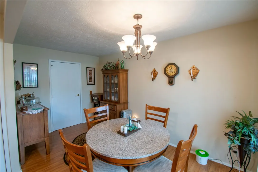 114 Sprucewood Circle, Geneva City, New York 14456, Geneva City, New York 14456, 3 Bedrooms Bedrooms, 7 Rooms Rooms,1 BathroomBathrooms,Residential,For Sale,114 Sprucewood Circle, Geneva City, New York 14456,0,R1649518