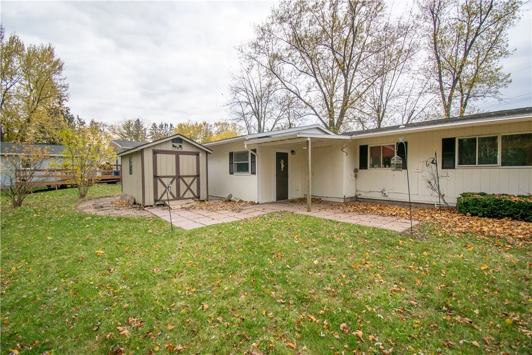 114 Sprucewood Circle, Geneva City, New York 14456, Geneva City, New York 14456, 3 Bedrooms Bedrooms, 7 Rooms Rooms,1 BathroomBathrooms,Residential,For Sale,114 Sprucewood Circle, Geneva City, New York 14456,0,R1649518