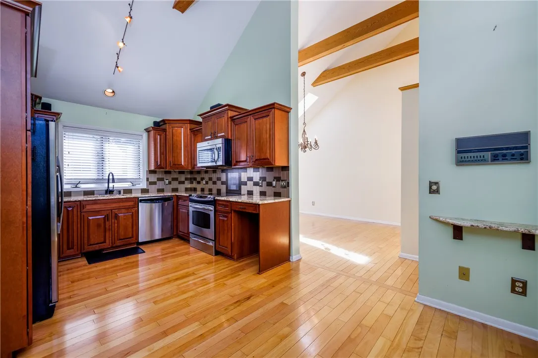 1 Woods Point, Penfield, New York 14580, Penfield, New York 14580, 3 Bedrooms Bedrooms, 7 Rooms Rooms,3 BathroomsBathrooms,Residential,For Sale,1 Woods Point, Penfield, New York 14580,0,R1649797