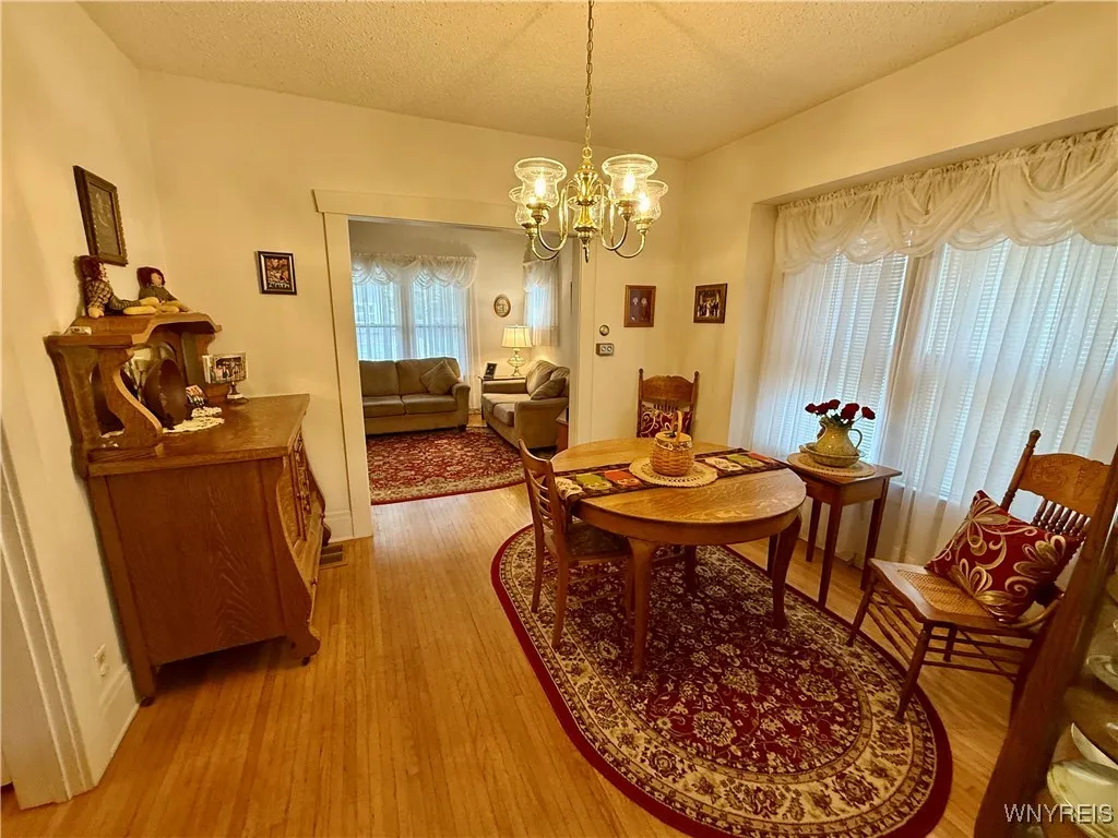 119 Elm Street, Batavia City, New York 14020, Batavia City, New York 14020, 2 Bedrooms Bedrooms, 5 Rooms Rooms,1 BathroomBathrooms,Residential,For Sale,119 Elm Street, Batavia City, New York 14020,0,B1649791