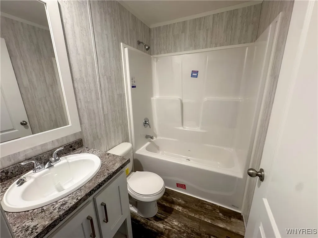 70 Rome Lane, Ontario, New York 14519, Ontario, New York 14519, 3 Bedrooms Bedrooms, 7 Rooms Rooms,2 BathroomsBathrooms,Residential,For Sale,70 Rome Lane, Ontario, New York 14519,0,B1649581